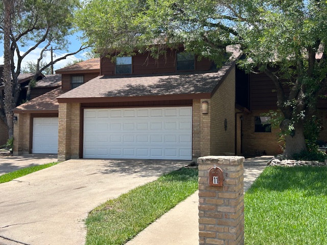11 Quadrangle Cir
