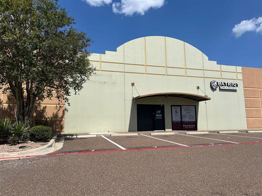 801 Union Pacific Blvd Ste #6