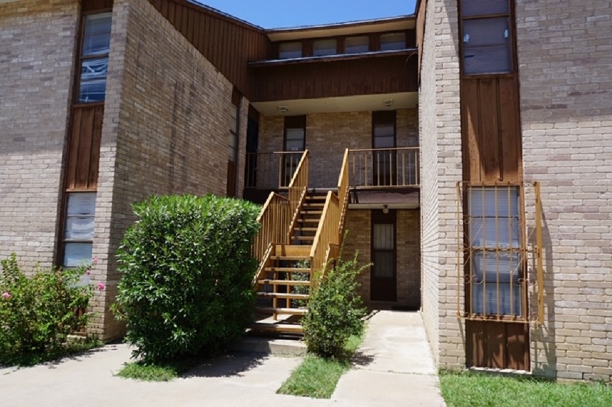 Baf460c5 1f6a 4709 B970 6c7c3159a056