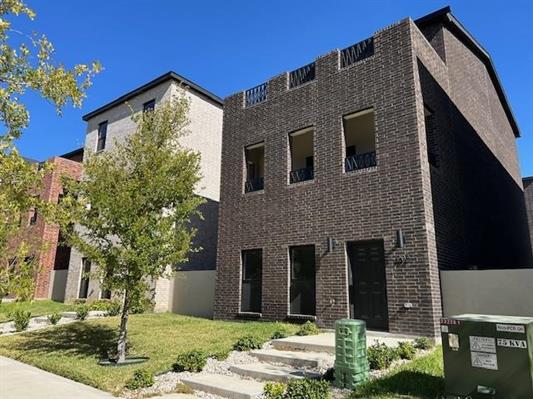 210 Veracruz Dr. Unit #202