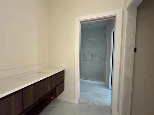 20254897 E6f8b472 3186 457f B84c 15a72c02210d