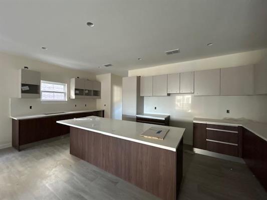 20254900 28cd1222 E2b0 4382 82c4 0b70316bac67